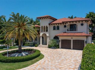 19141 N Bay Rd, Sunny Isles Beach, FL 33160