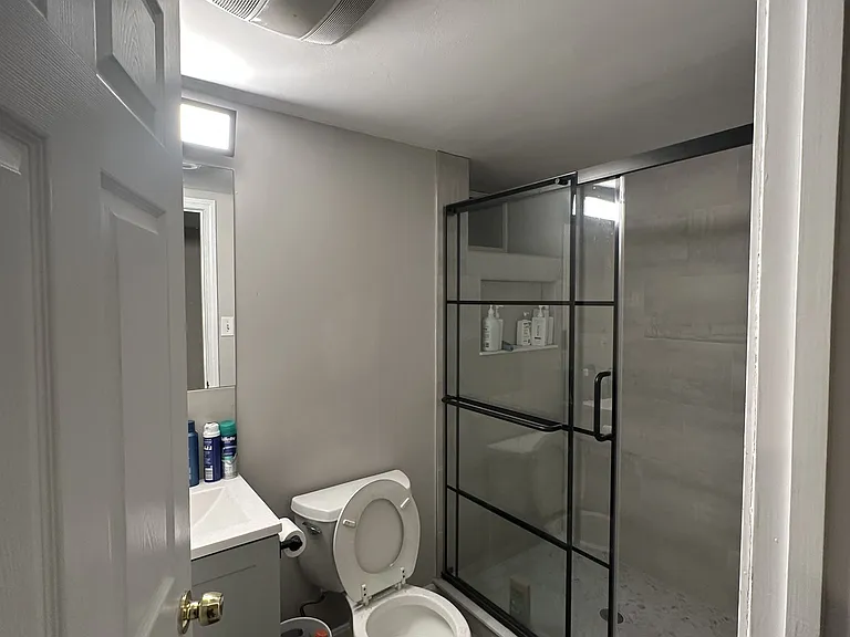 68 Quint Ave #1 — Photo 12
