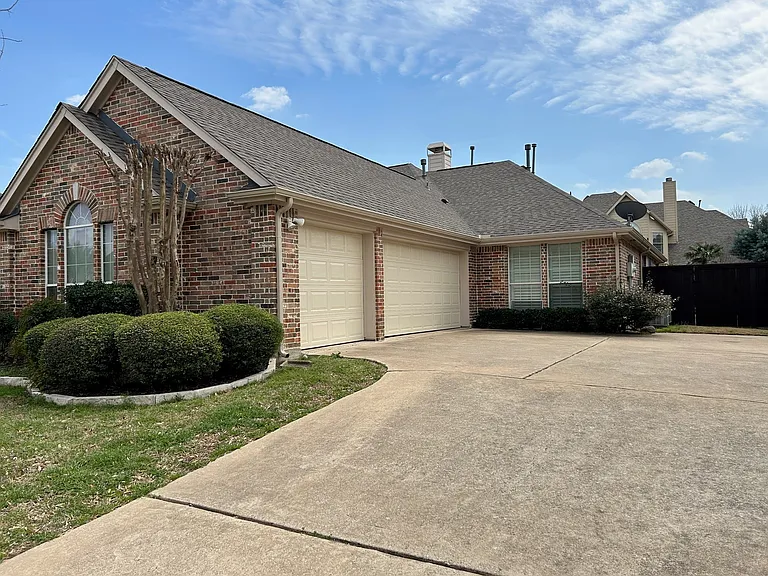 3 car garage