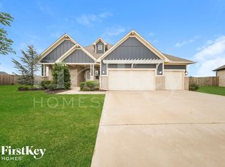 2001 Marsala Dr, Edmond, OK 73034