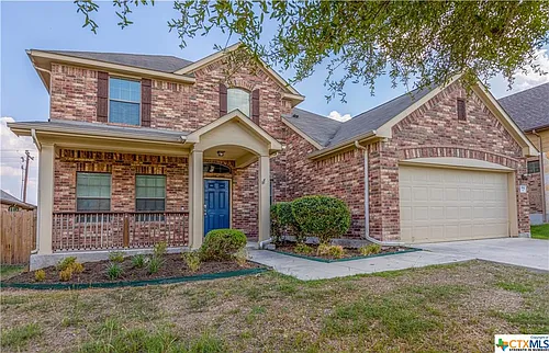 394 Pecan Mdws Photo 1