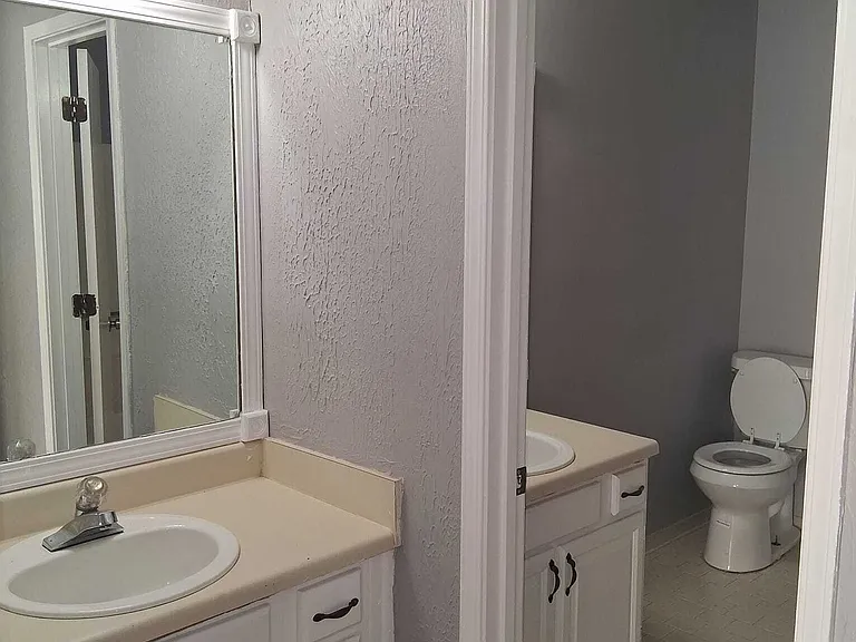 2798 Country Ct SE #B — Photo 5