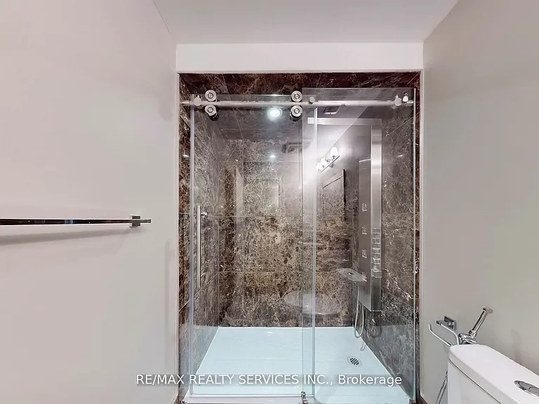 3822 McDowell Dr — Photo 6