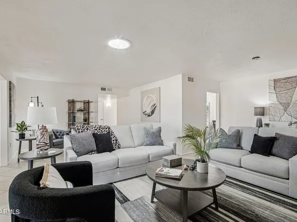 10418 W PRAIRIE HILLS Circle, Sun City, AZ 85351