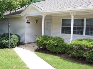 307 Kinglet Dr, Monroe Township, NJ 08831