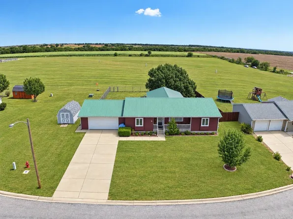 205 Evans St, Ellsworth, KS 67439