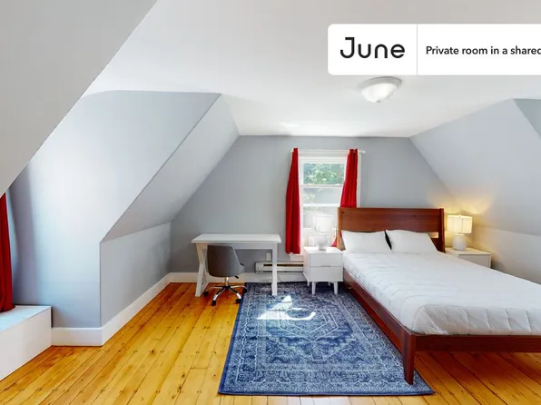 53 Saunders St, Allston, MA