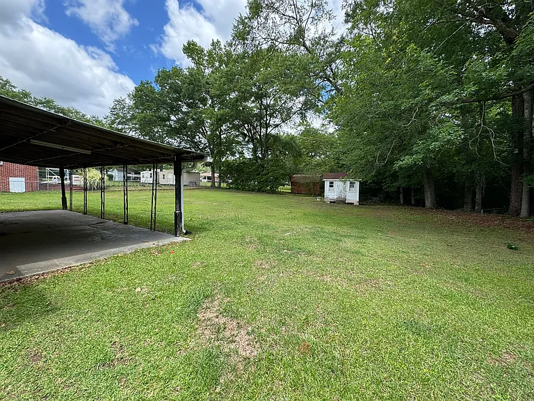 424 Morgan Ln — Photo 15