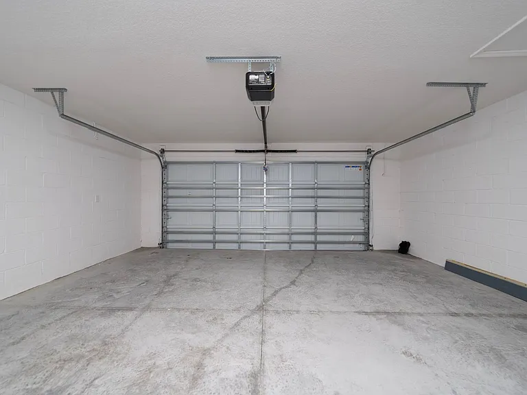 15823 Tollington Aly — Photo 36