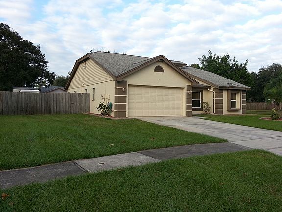 3rd image of 12132 Wildbrook Dr