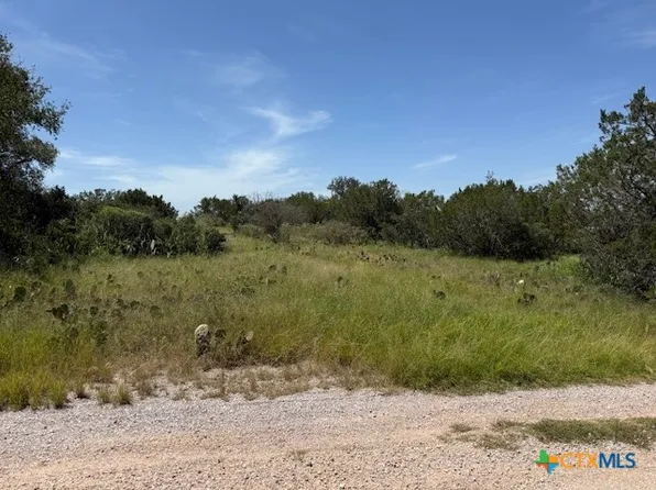 112 Chappel St, Burnet, TX 78611