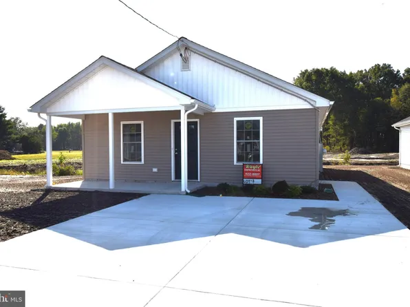 11 Peck Ave, Harrington, DE 19952