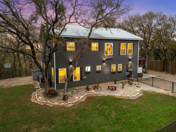 1307 Range Rd, China Spring, TX 76633