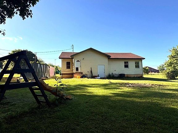 5th image of 13889 Leitchfield Rd
