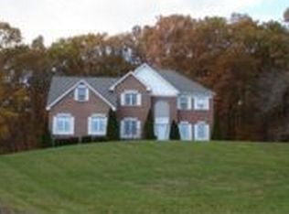 495 Kingsbury Ave, Haverhill, MA 01835