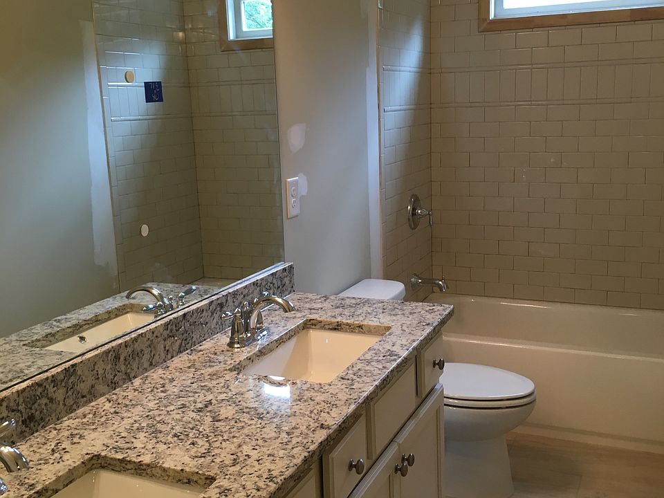 2nd image of 1323 Winfair Ln