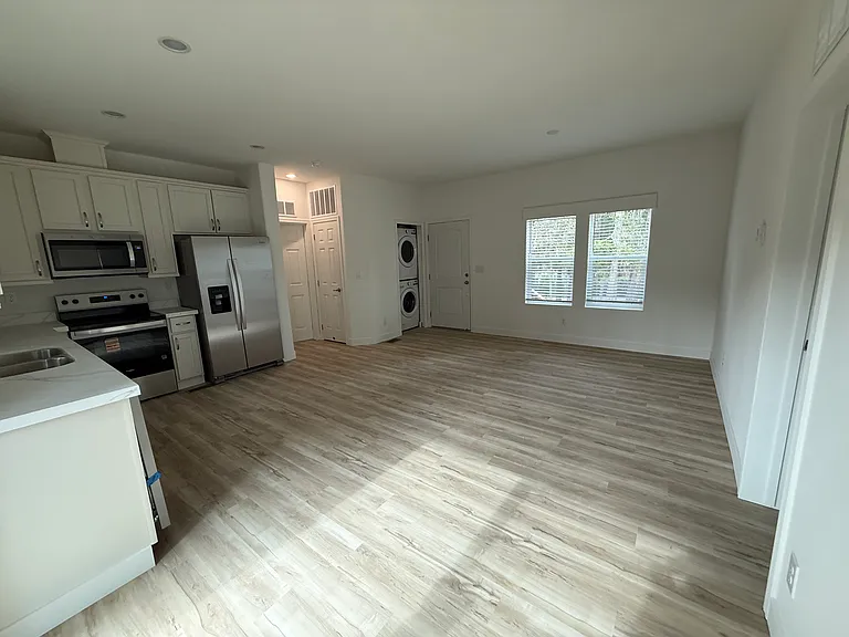 542 Sunset Dr — Photo 7