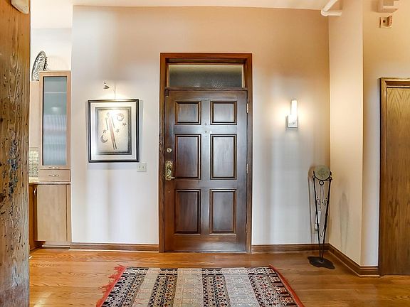 3rd image of 55 W Livingston Ave #2J
