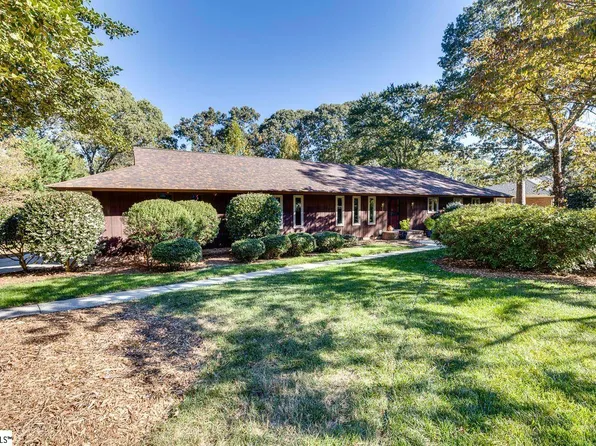 5 Freeport Dr, Greenville, SC 29615