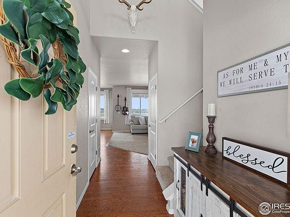 2nd image of 1525 Lake Vista Way