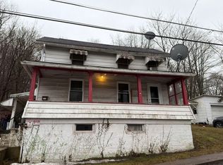 216 W Main St, Weatherly, PA 18255