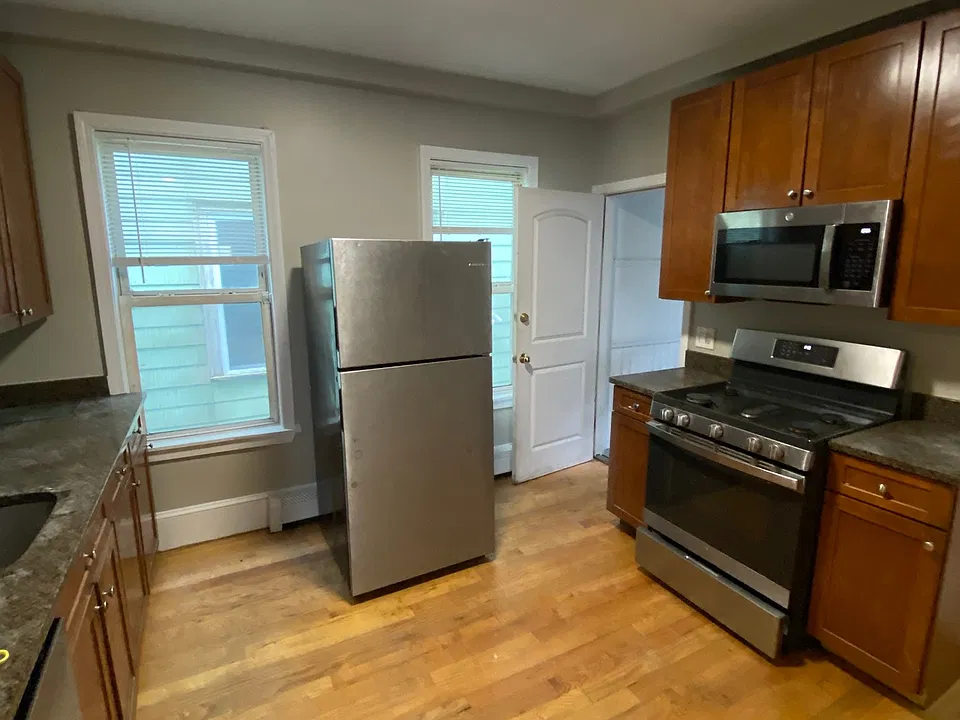 16 Bird St #1