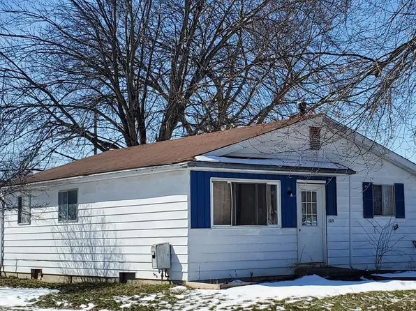 2113 Kendrick St, Saginaw, MI 48638