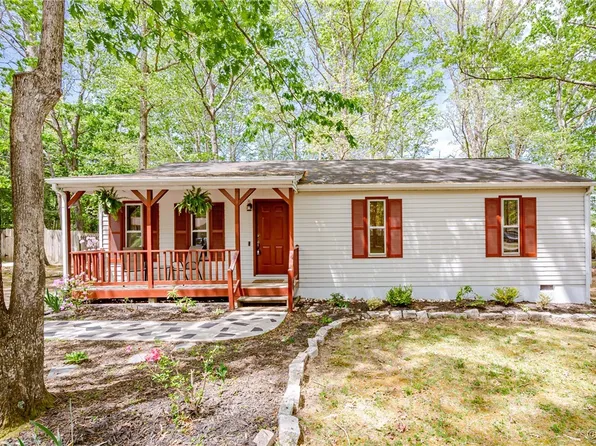 19508 Walker Ave, South Chesterfield, VA 23834