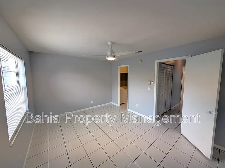1803 E Humphrey St — Photo 9