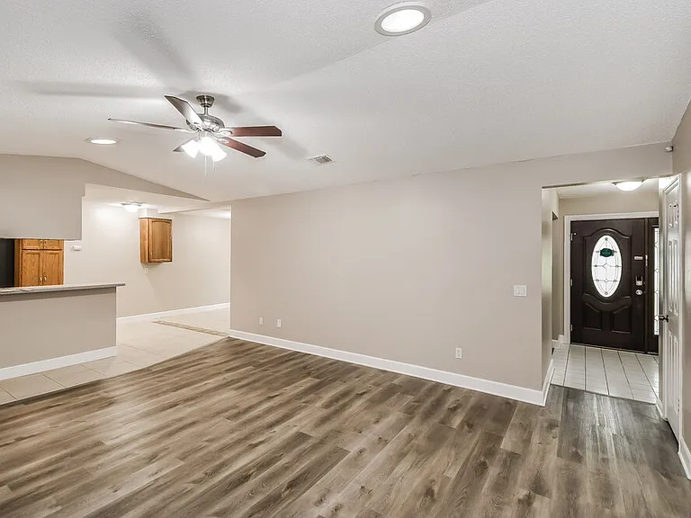 5317 Lamar Shaw Ct — Photo 4