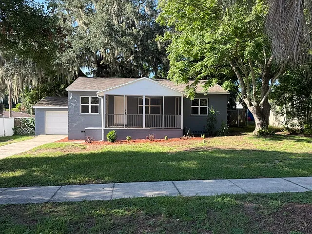 130 E Dicie Ave
