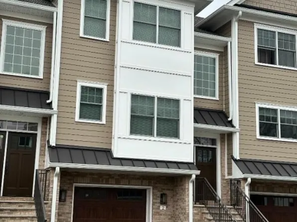 11 Mikula Way (Kentia), Florham Park Boro, NJ 07932