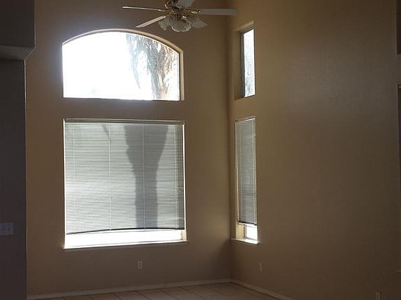3rd image of 149 Lake Dr
