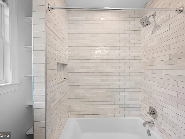 2816 Ellicott St NW — Photo 26