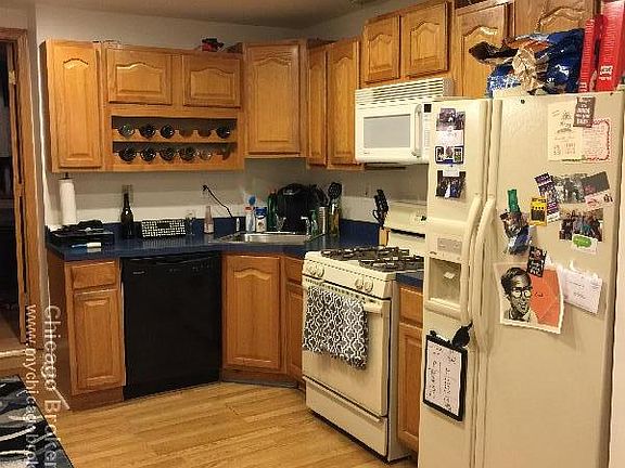 2nd image of 2043 N Wolcott Ave APT 1F