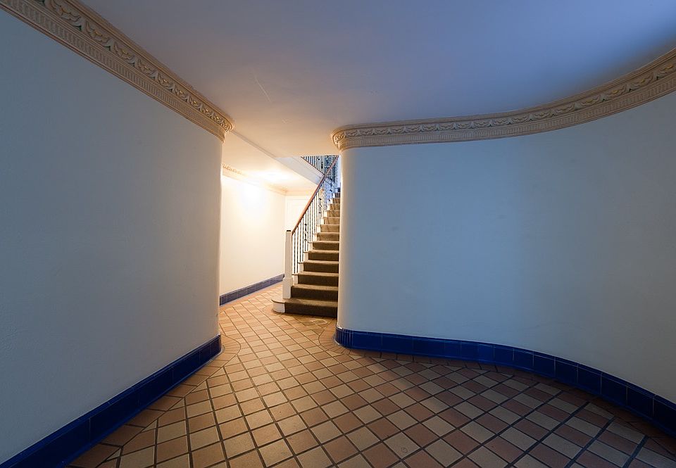 2nd image of 255 Dolores Street # Fl 3rd