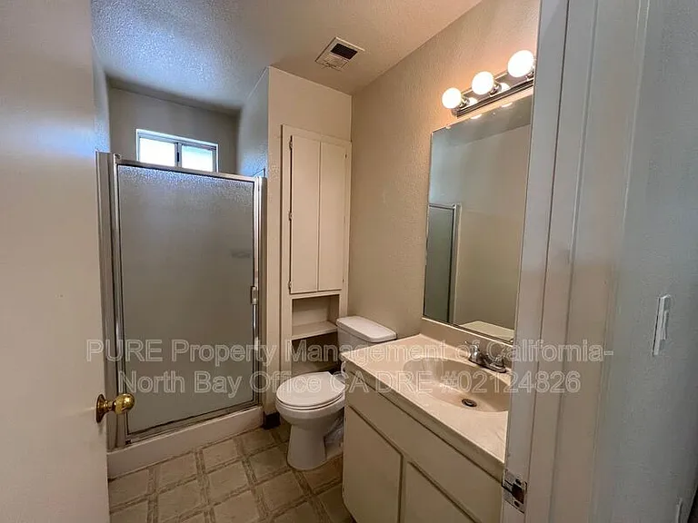 214 Main Cir — Photo 6