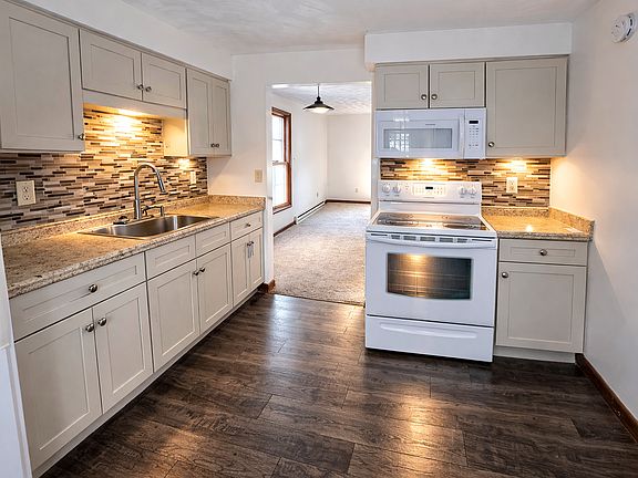4th image of 3306 Shelley Dr #3306
