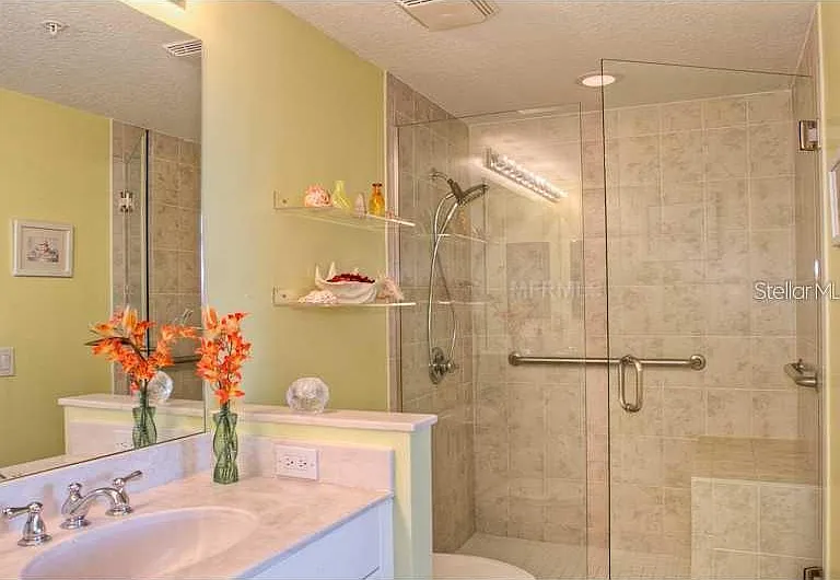 800 N Tamiami Trl #303 — Photo 20