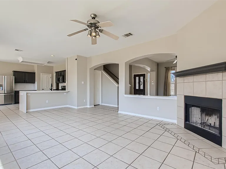 1001 Shadow Valley Cv — Photo 12