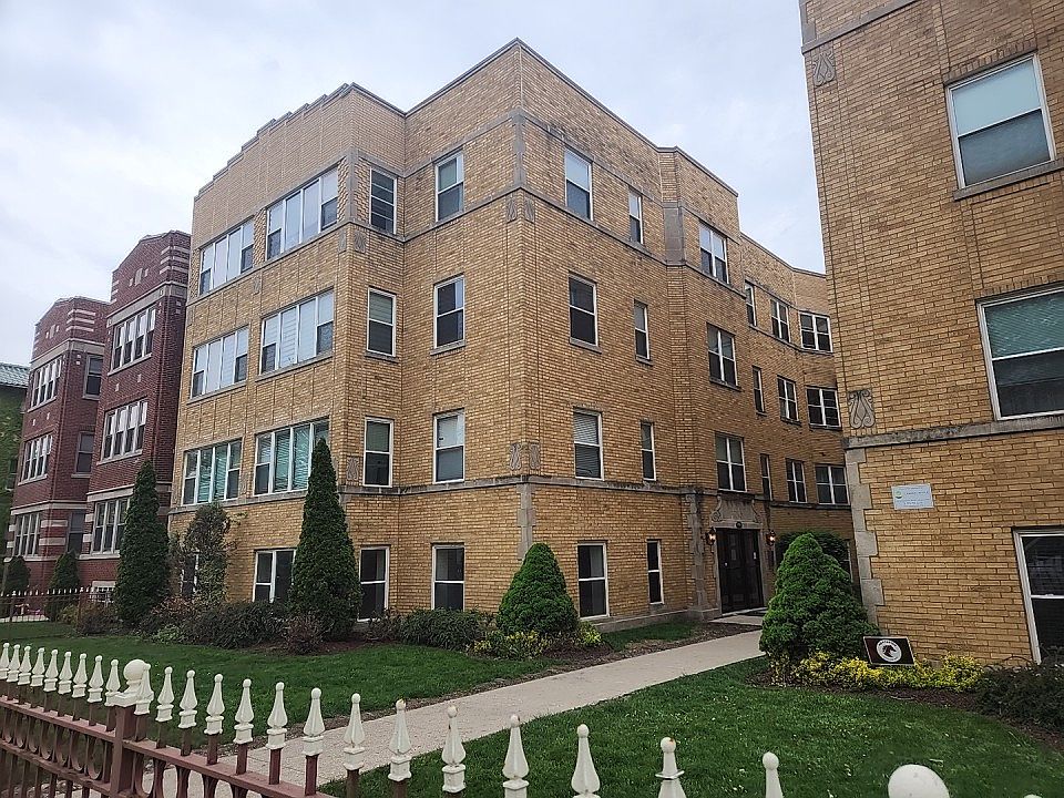 1st image of 4944 N Kimball Ave APT 1E