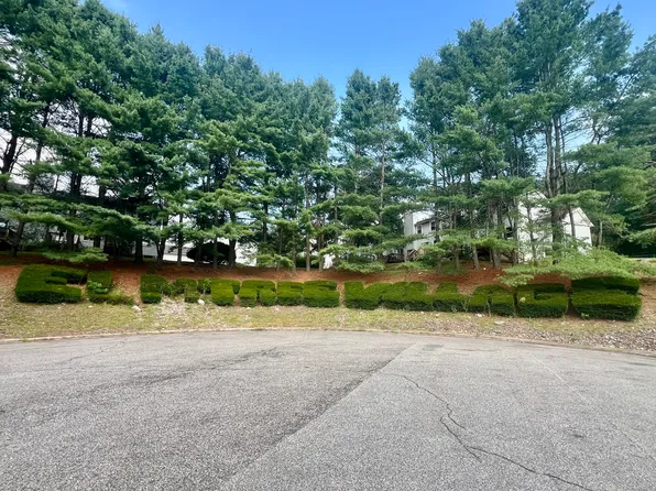 29 Kathleen Drive APT 1B, Windham, CT 06226