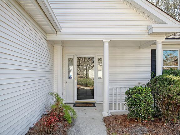 2nd image of 2424 Tuscany Dr