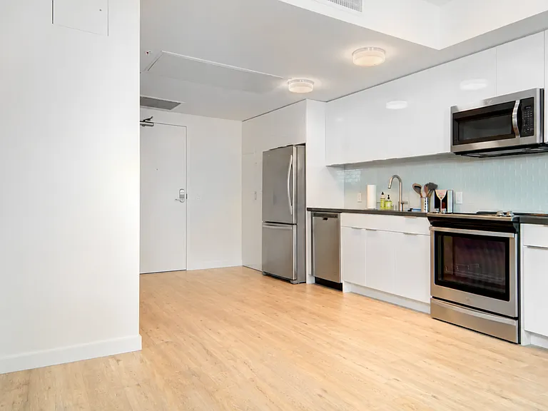 870 Brannan St #320 — Photo 9
