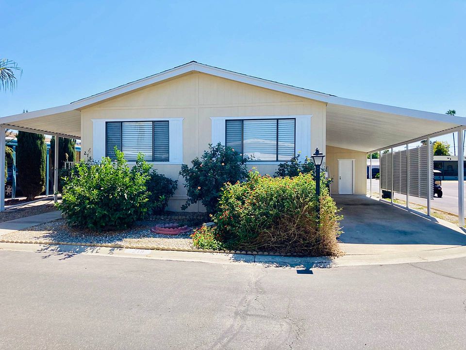 1st image of 1300 W Menlo Ave Space 218
