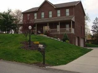 106 Aragon Pl, Finleyville, PA 15332