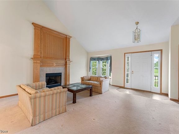 5th image of 898 Devonwood Dr