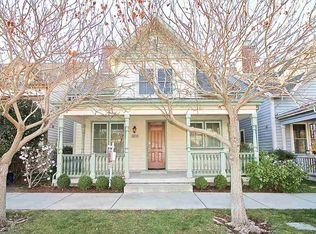 2045 De Anza Ln, Hercules, CA 94547