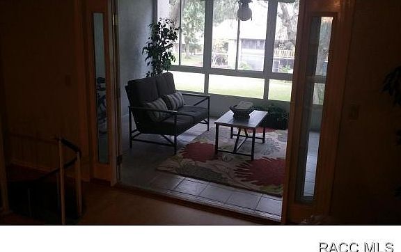 Main Floor Sun room 