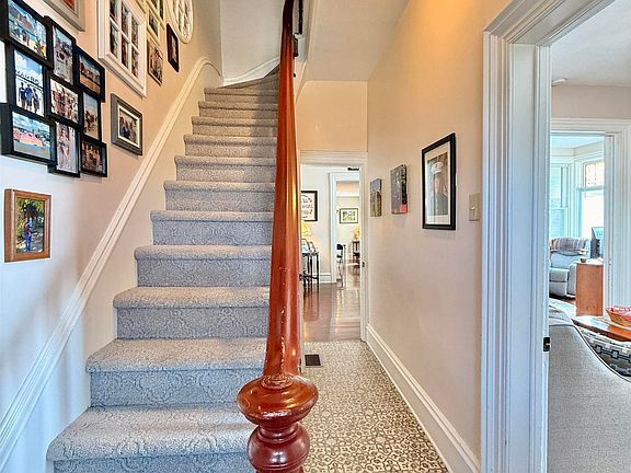 5th image of 410 N 3rd St